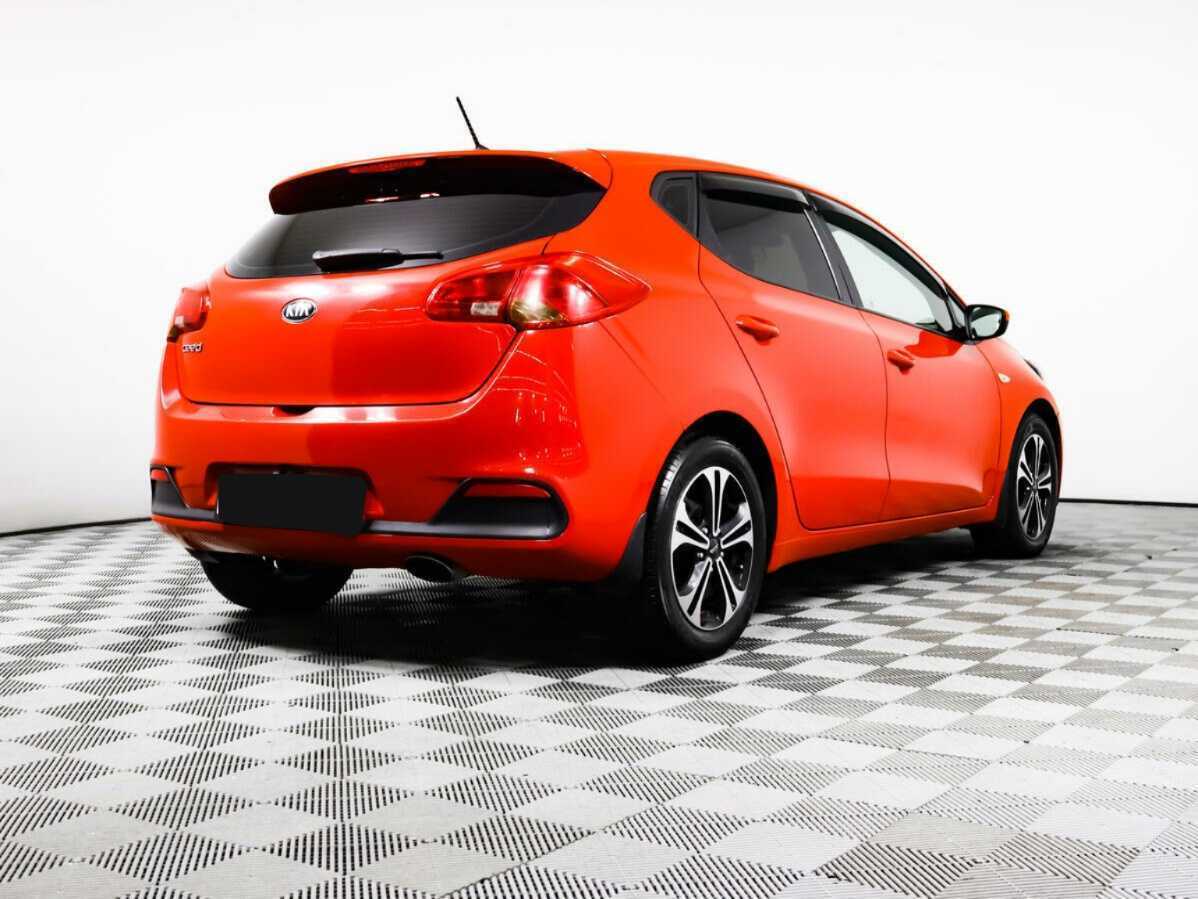 Kia Ceed с пробегом — 2015 год. Фото: #3
