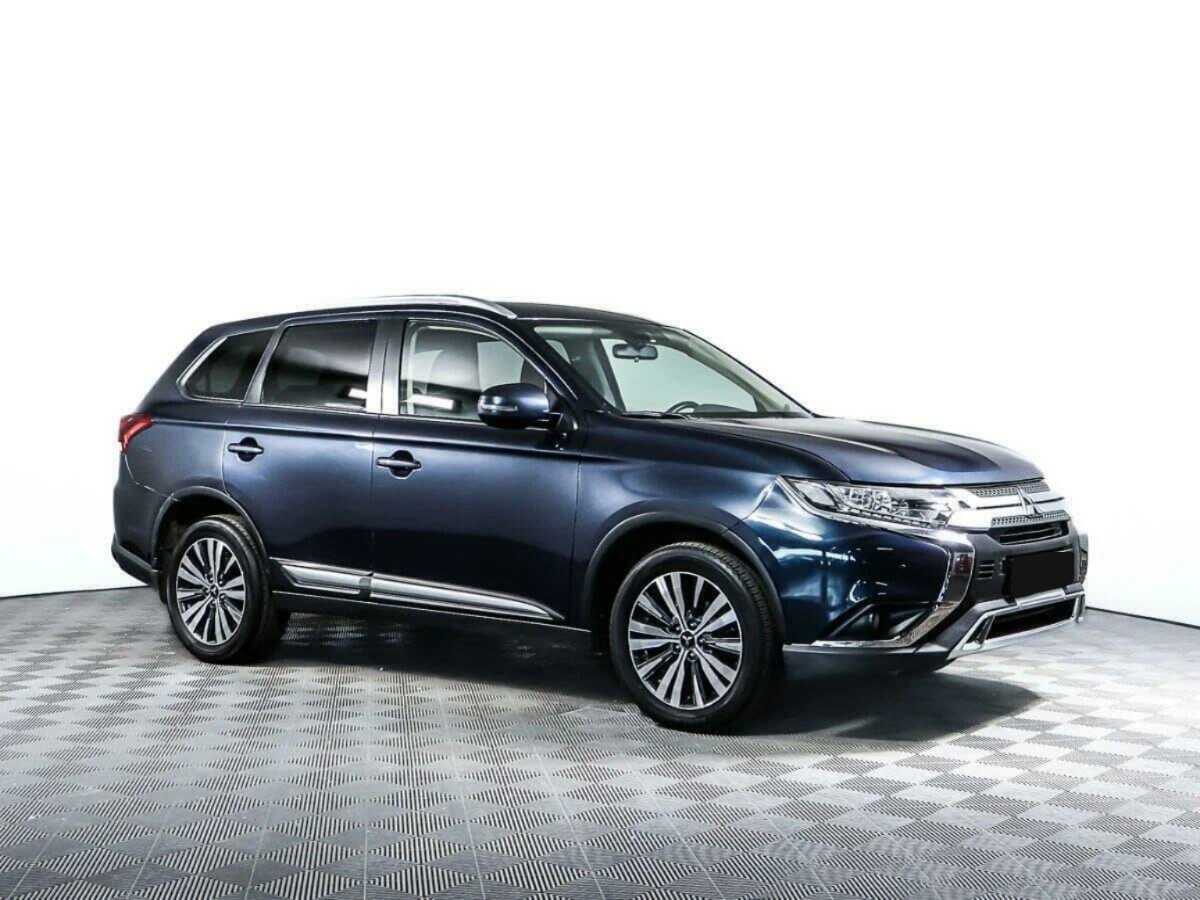 Mitsubishi Outlander с пробегом — 2019 год. Фото: #2