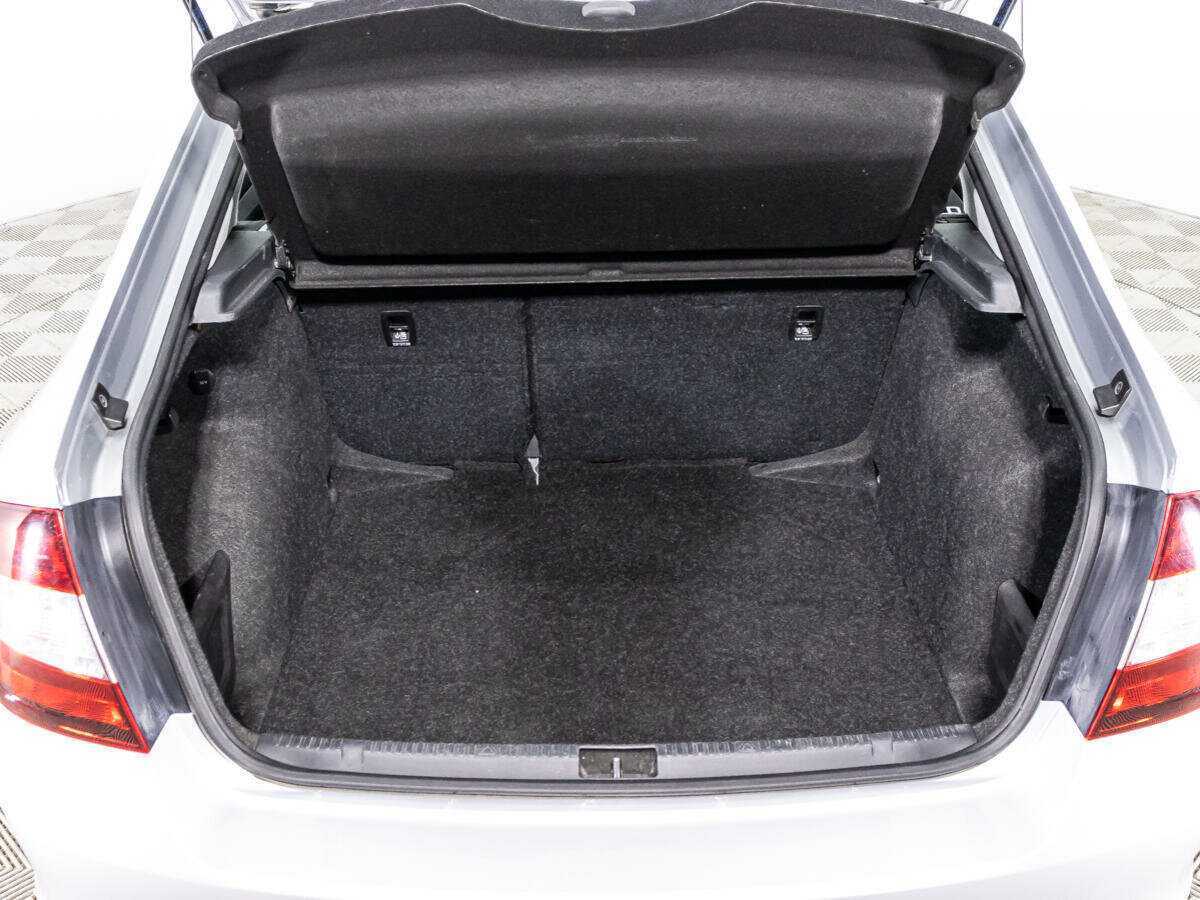 Skoda Rapid с пробегом — 2018 год. Фото: #14