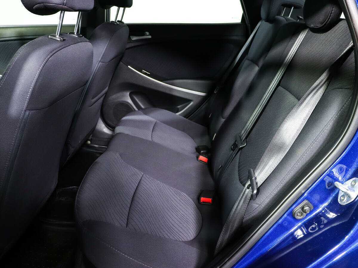 Hyundai Solaris с пробегом — 2016 год. Фото: #7