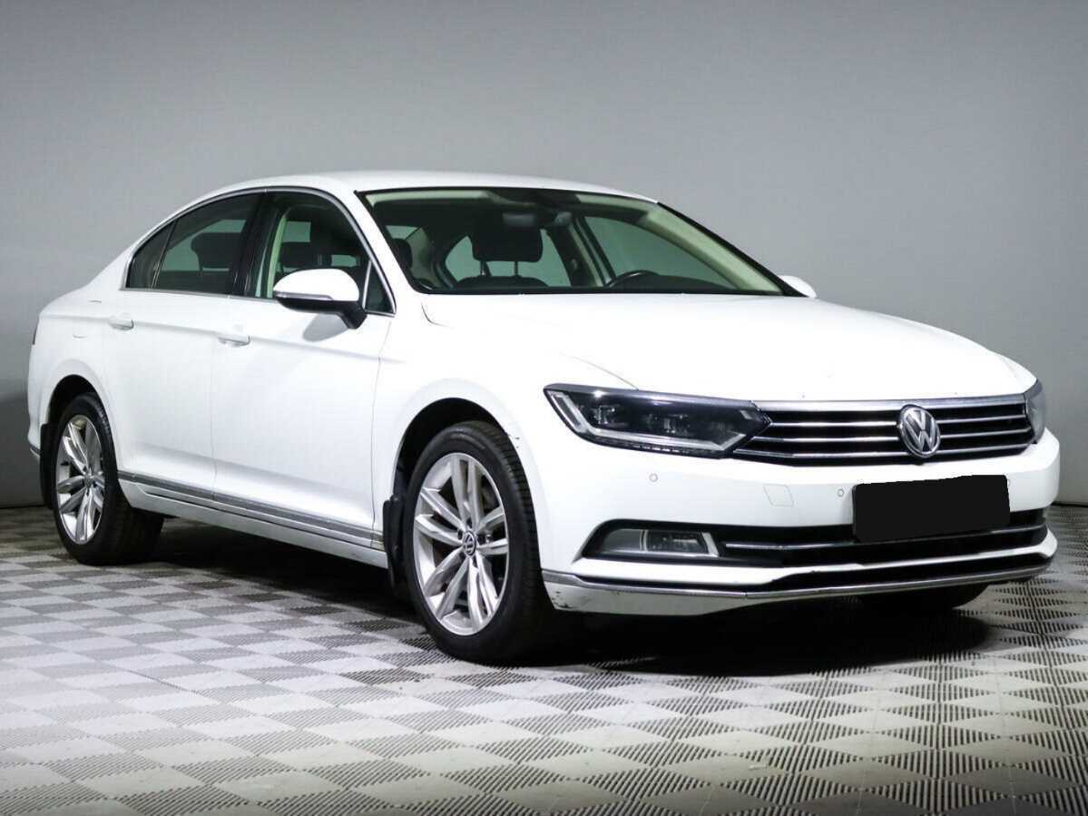 Volkswagen Passat с пробегом — 2016 год. Фото: #2