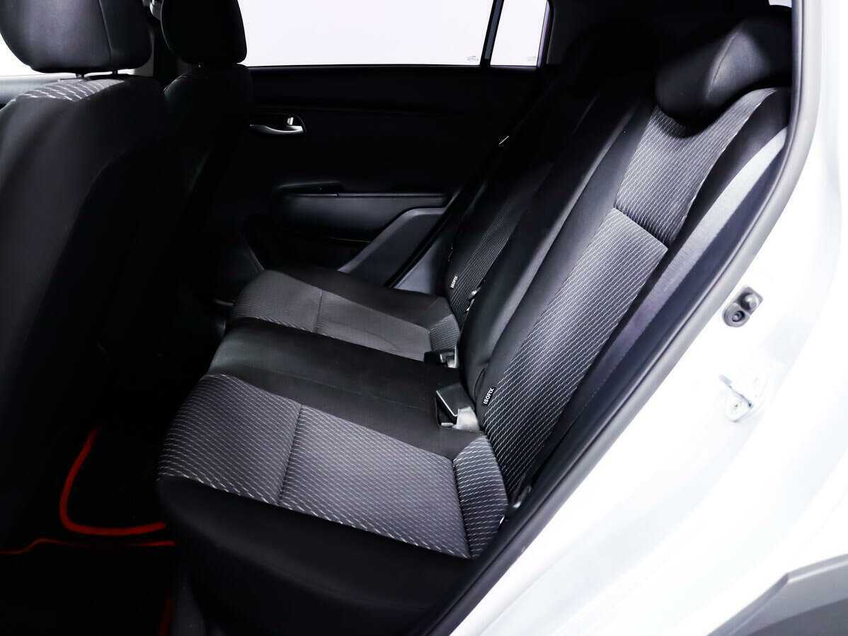 Kia Rio с пробегом — 2020 год. Фото: #10