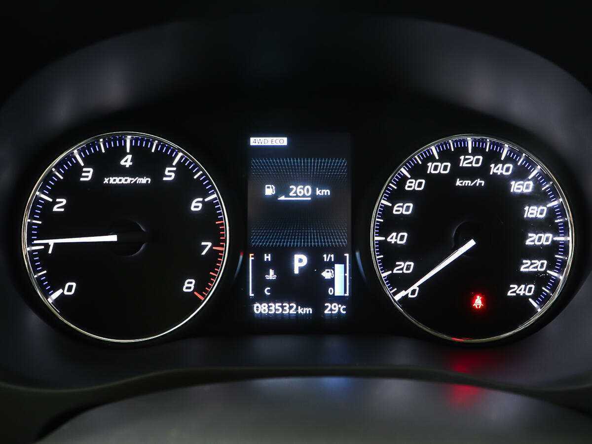 Mitsubishi Outlander с пробегом — 2018 год. Фото: #12