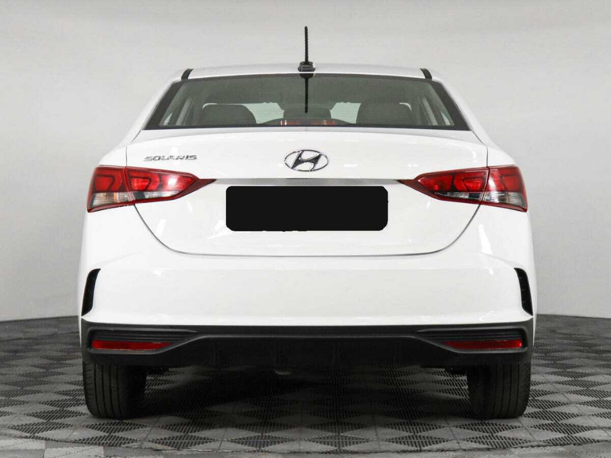 Hyundai Solaris с пробегом — 2022 год. Фото: #5