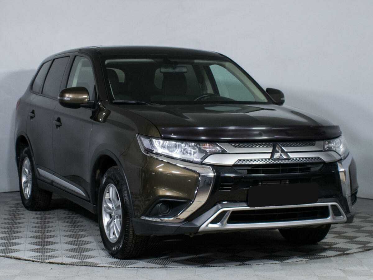 Mitsubishi Outlander с пробегом — 2019 год. Фото: #2