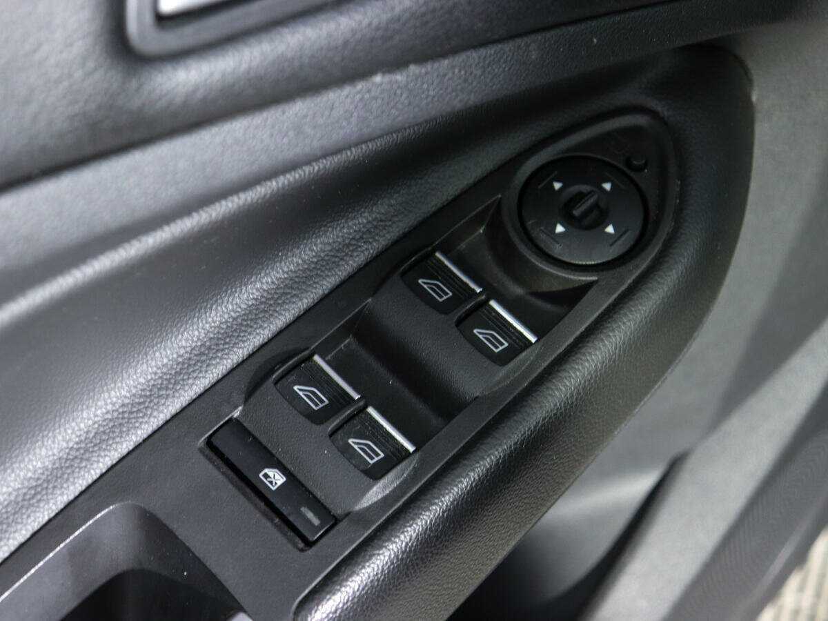 Ford Kuga с пробегом — 2017 год. Фото: #12