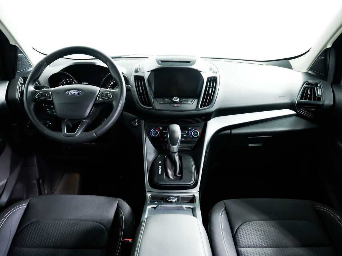 Ford Kuga с пробегом — 2017 год. Фото: #8