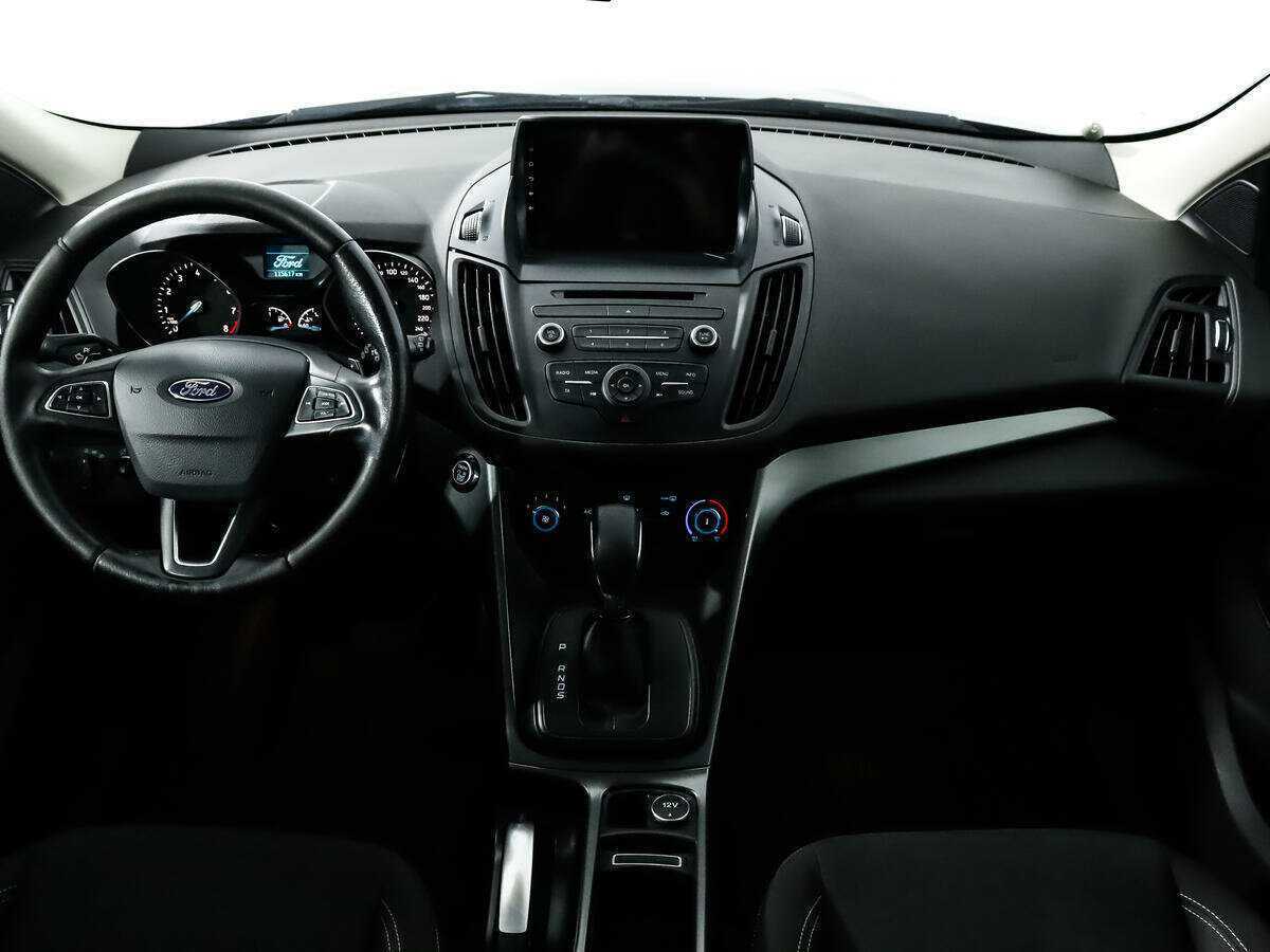 Ford Kuga с пробегом — 2017 год. Фото: #9