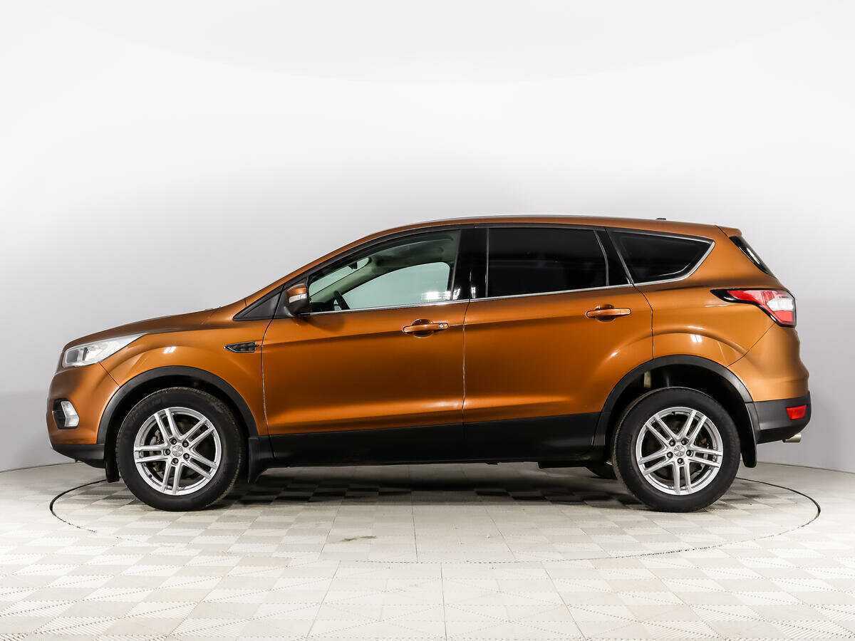 Ford Kuga с пробегом — 2017 год. Фото: #7