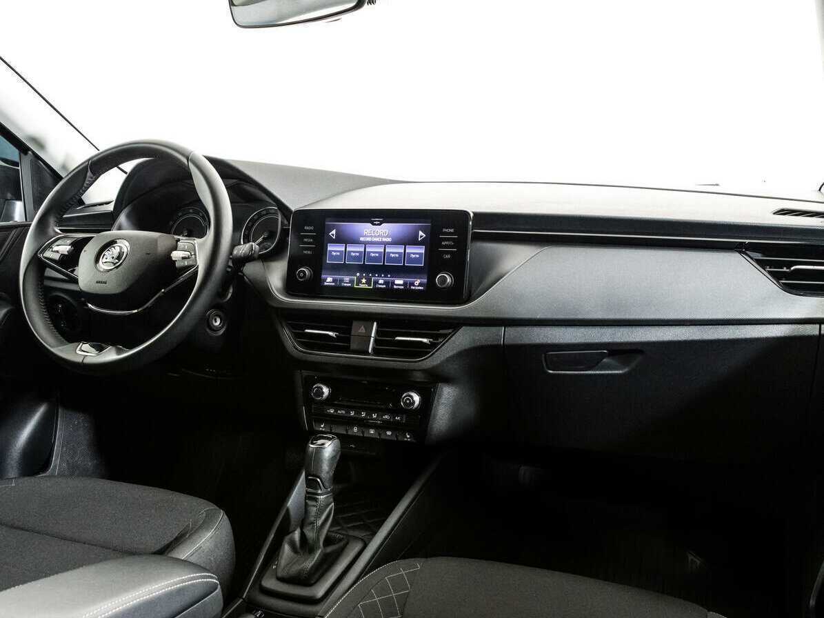 Skoda Rapid с пробегом — 2021 год. Фото: #6