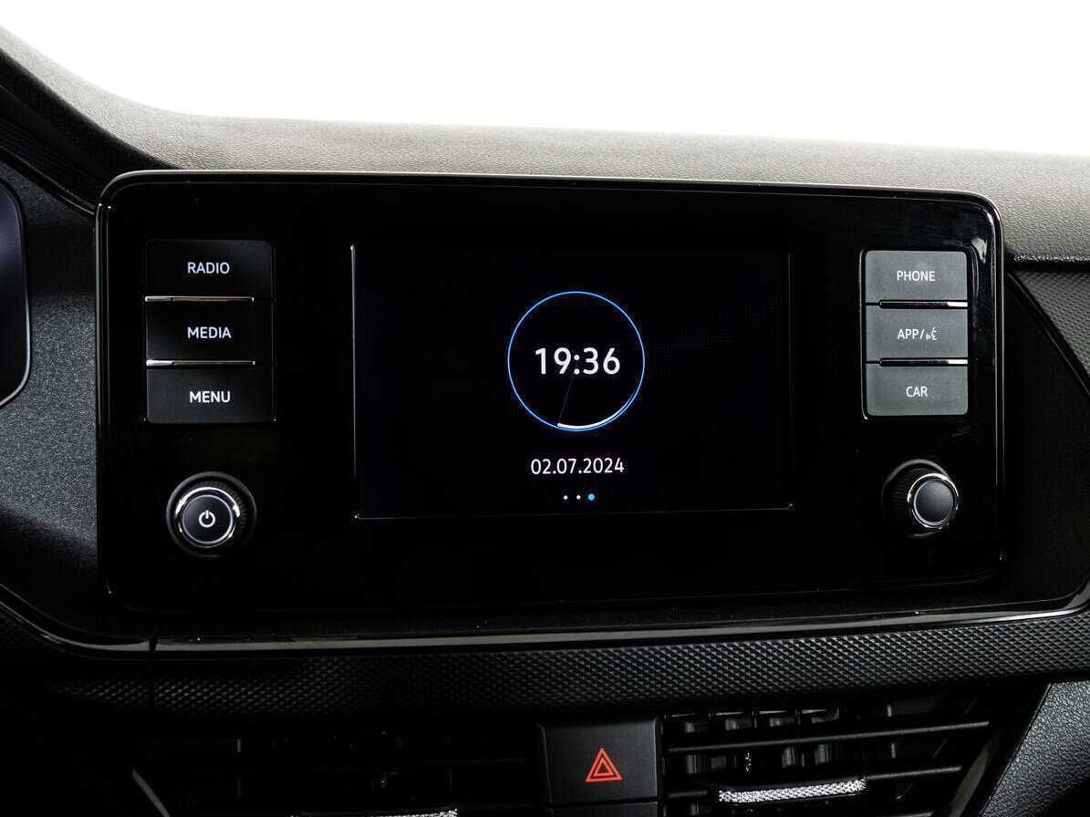 Volkswagen Polo с пробегом — 2021 год. Фото: #12