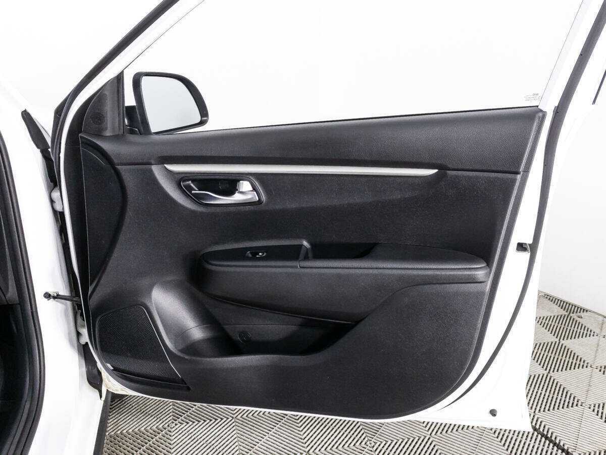 Kia Rio с пробегом — 2021 год. Фото: #26