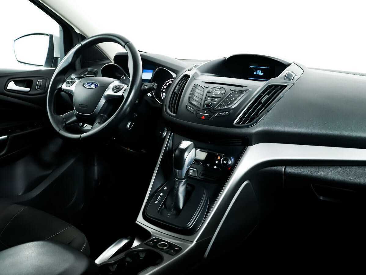 Ford Kuga с пробегом — 2016 год. Фото: #8