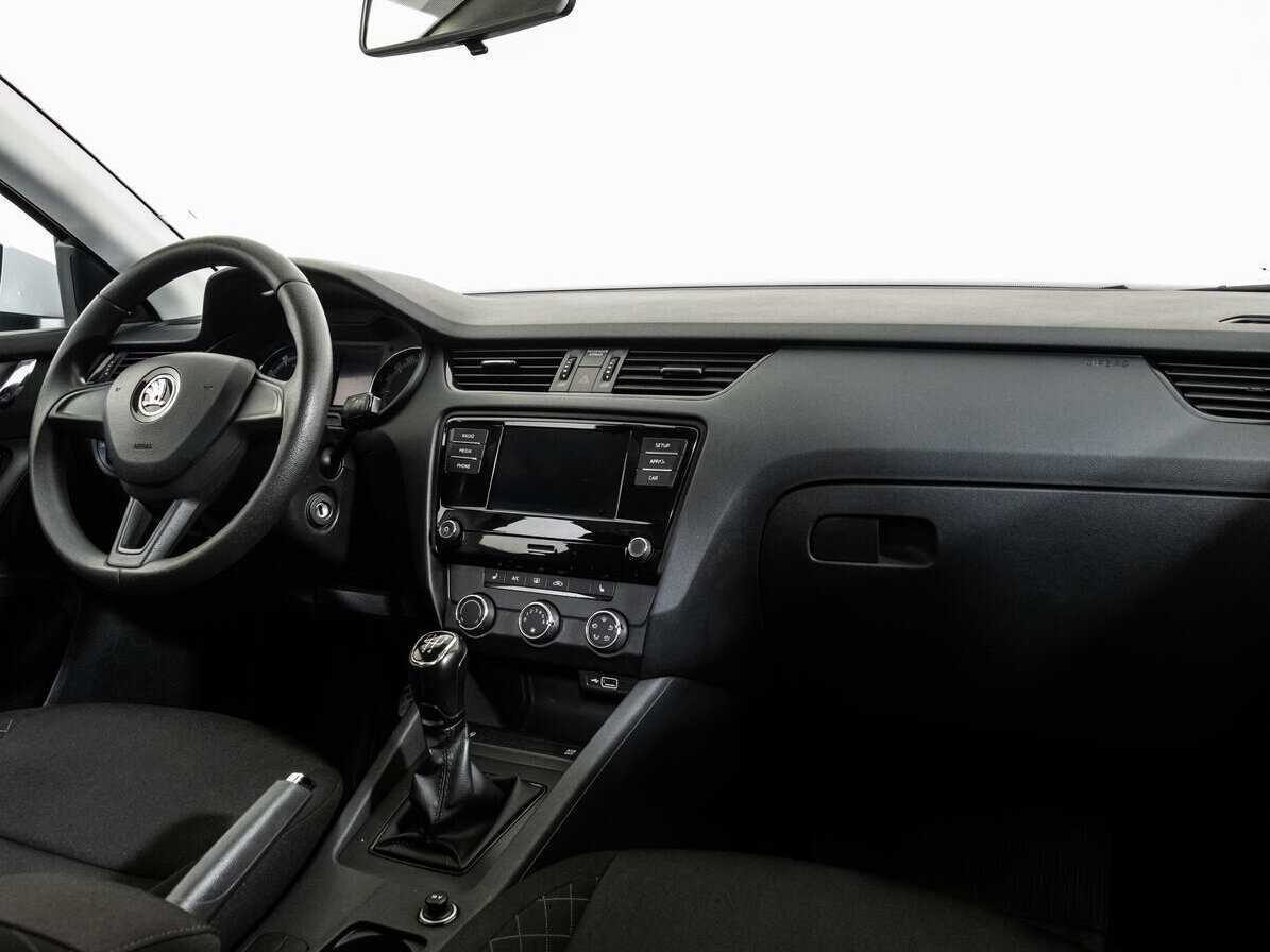 Skoda Octavia с пробегом — 2019 год. Фото: #8