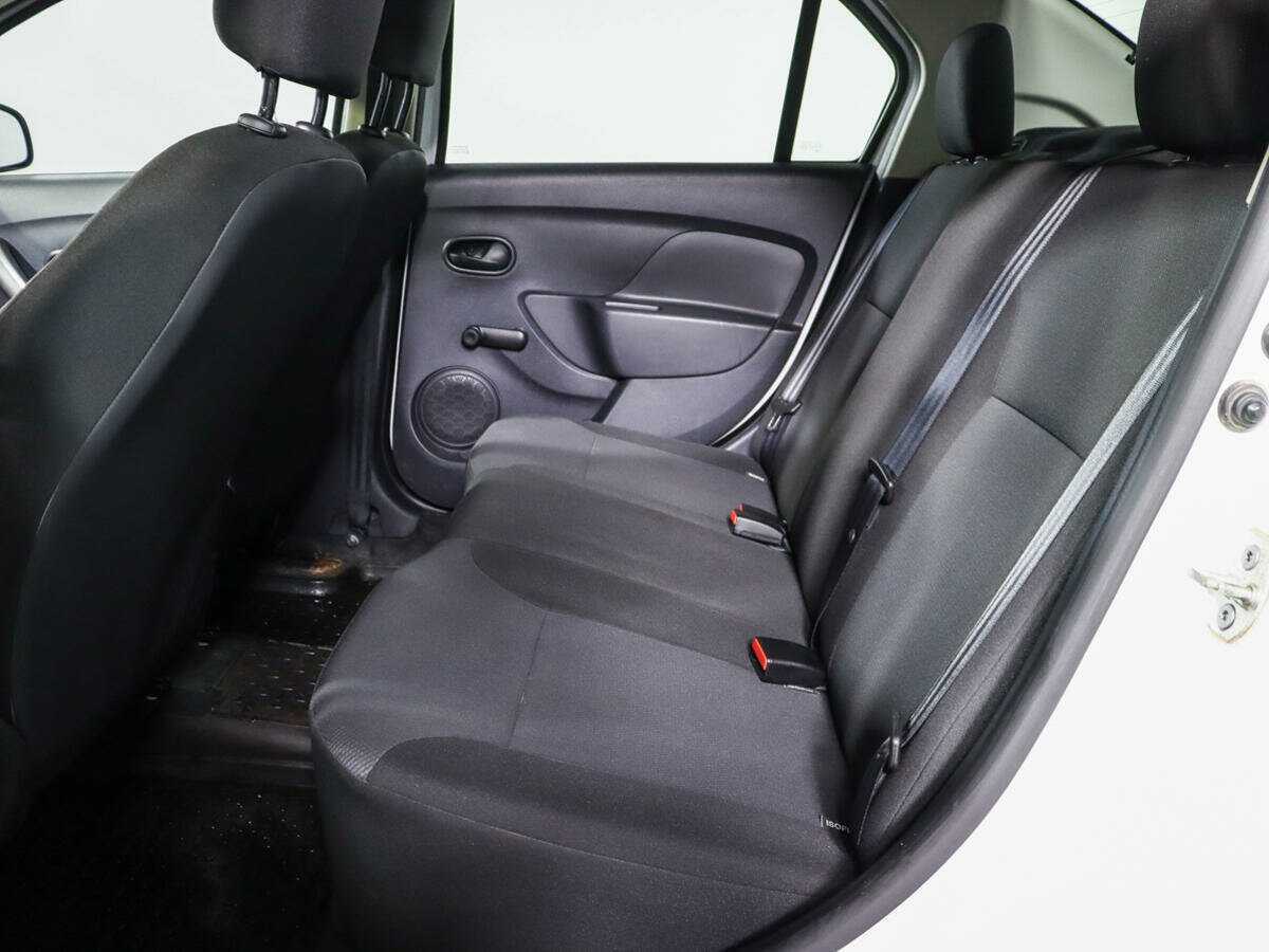 Renault Logan с пробегом — 2014 год. Фото: #7