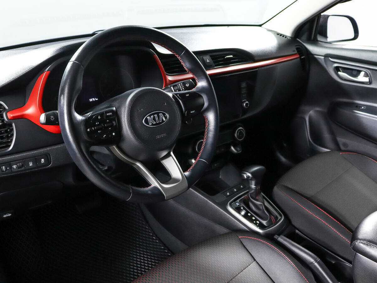 Kia Rio с пробегом — 2020 год. Фото: #13