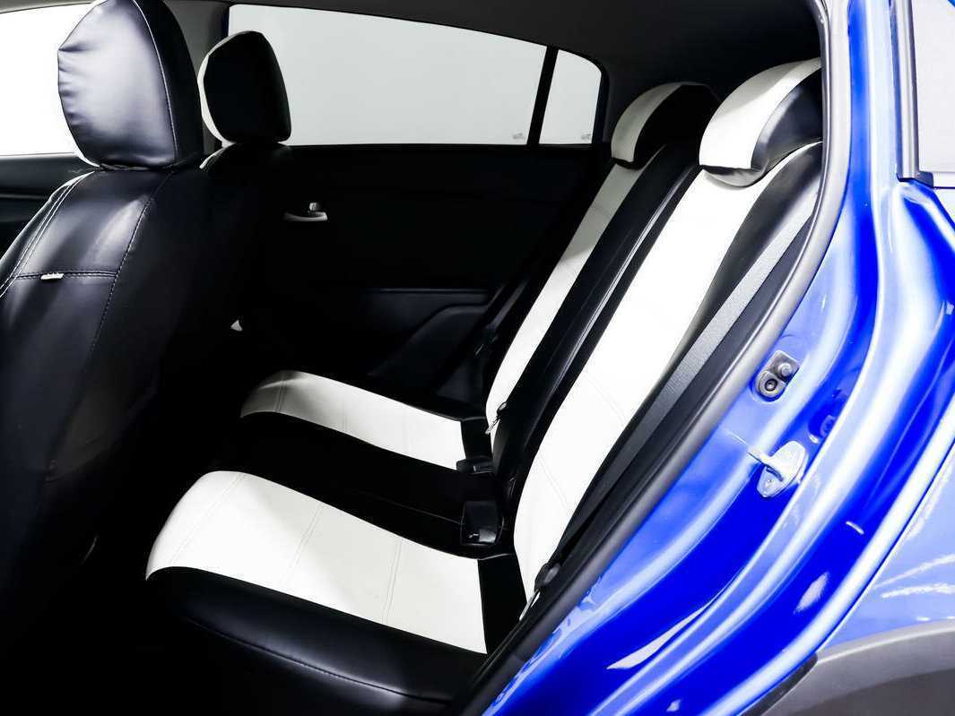 Kia Rio с пробегом — 2018 год. Фото: #11