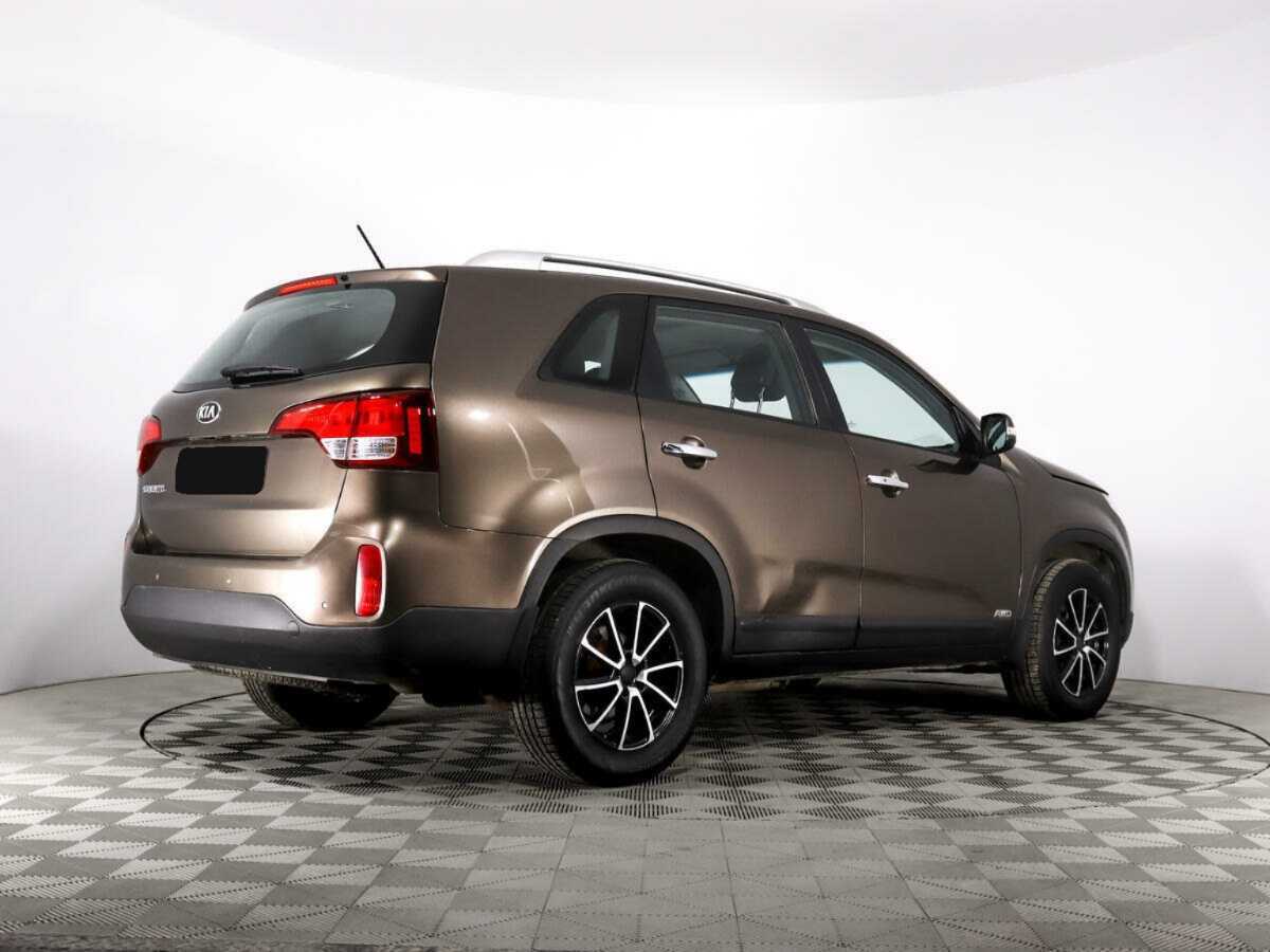 Kia Sorento с пробегом — 2014 год. Фото: #4