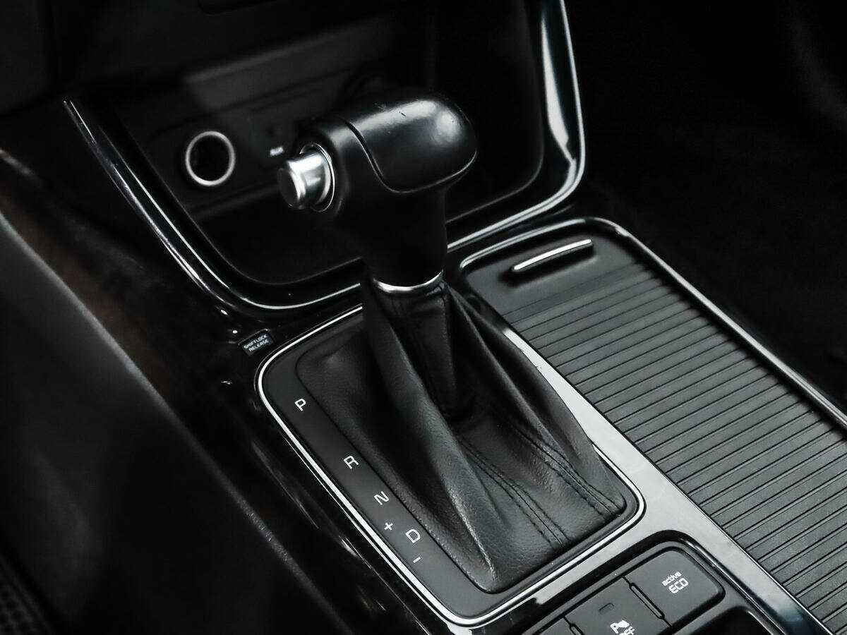 Kia Sorento с пробегом — 2014 год. Фото: #9