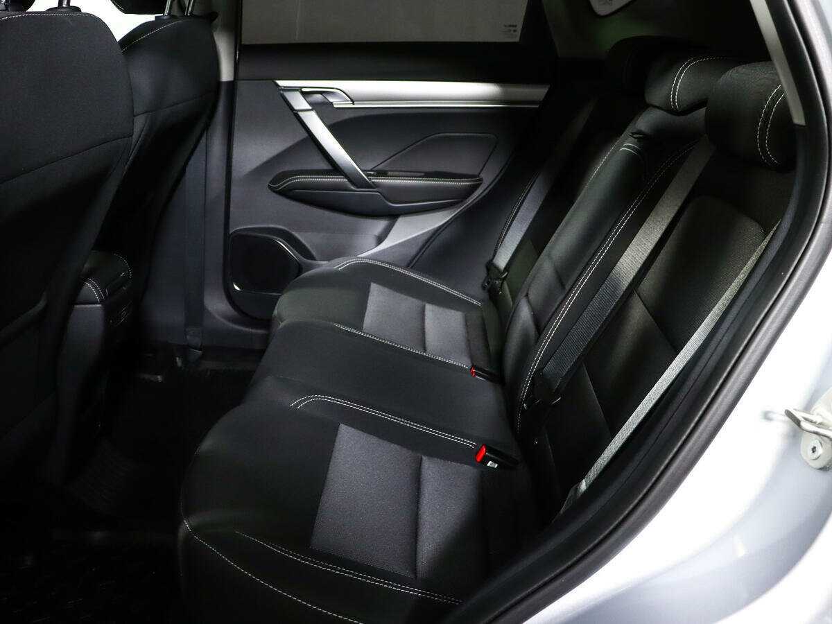 Geely Coolray с пробегом — 2021 год. Фото: #9