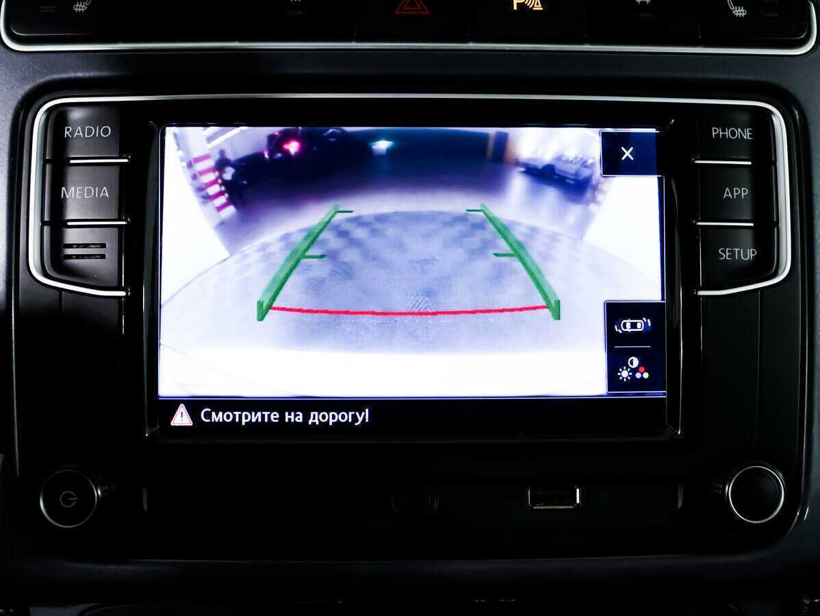 Volkswagen Polo с пробегом — 2019 год. Фото: #13