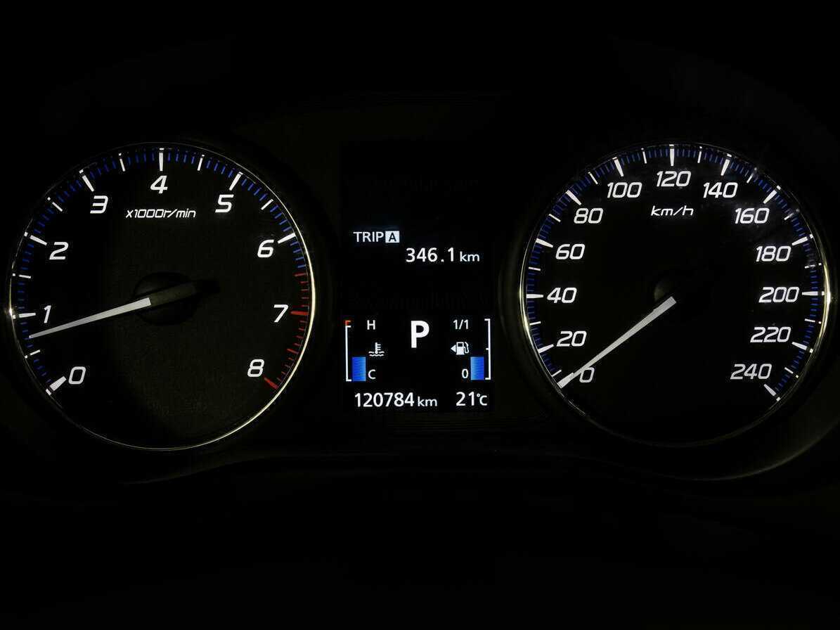 Mitsubishi Outlander с пробегом — 2018 год. Фото: #17