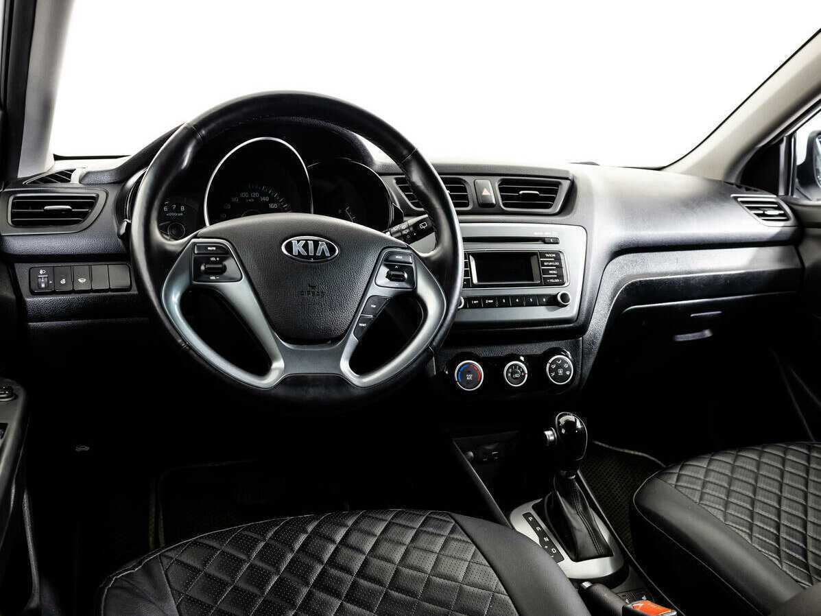 Kia Rio с пробегом — 2017 год. Фото: #10