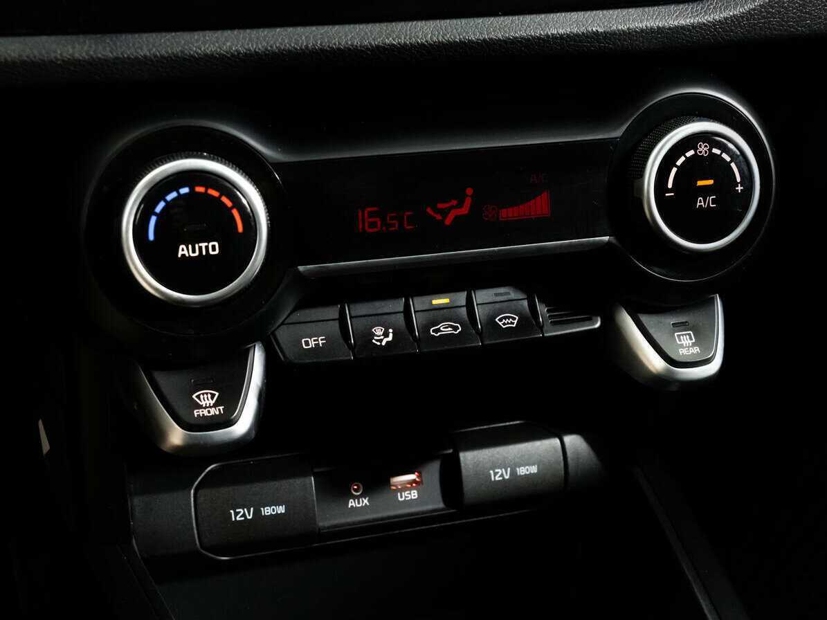 Kia Rio с пробегом — 2018 год. Фото: #14