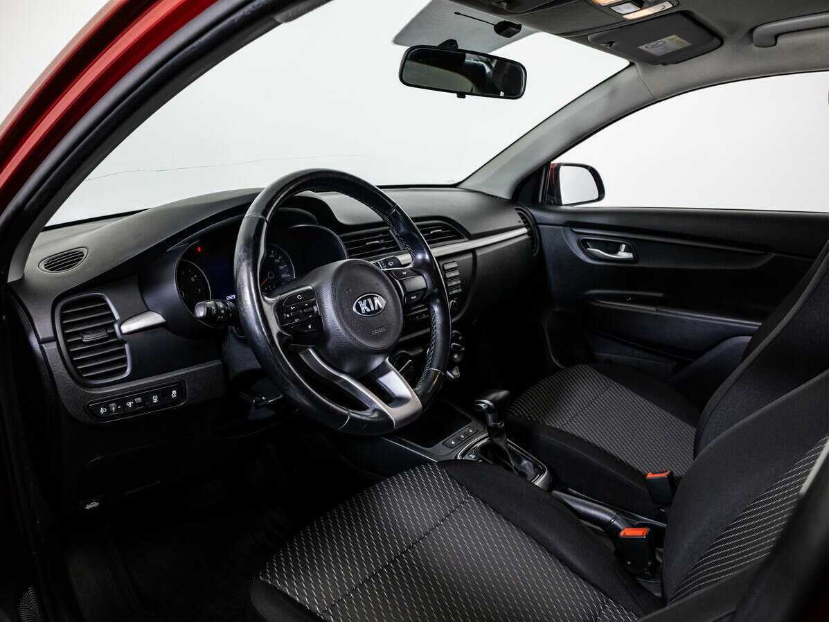 Kia Rio с пробегом — 2017 год. Фото: #10