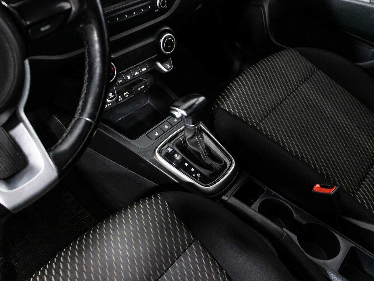 Kia Rio с пробегом — 2019 год. Фото: #15