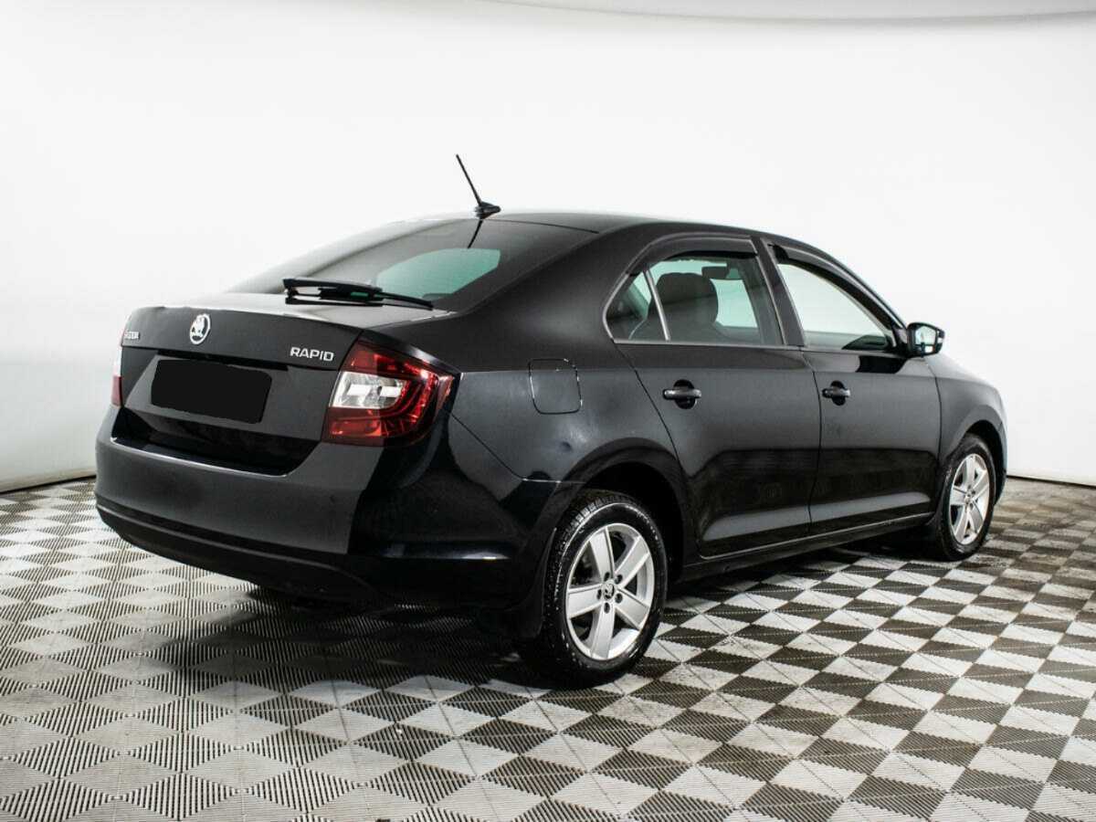 Skoda Rapid с пробегом — 2019 год. Фото: #4