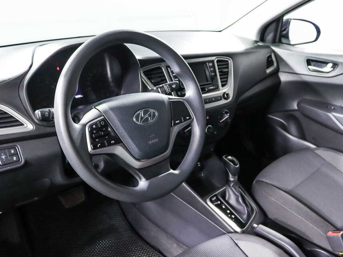 Hyundai Solaris с пробегом — 2021 год. Фото: #11