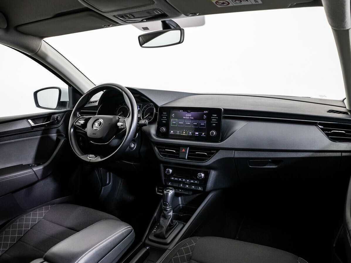 Skoda Rapid с пробегом — 2020 год. Фото: #8
