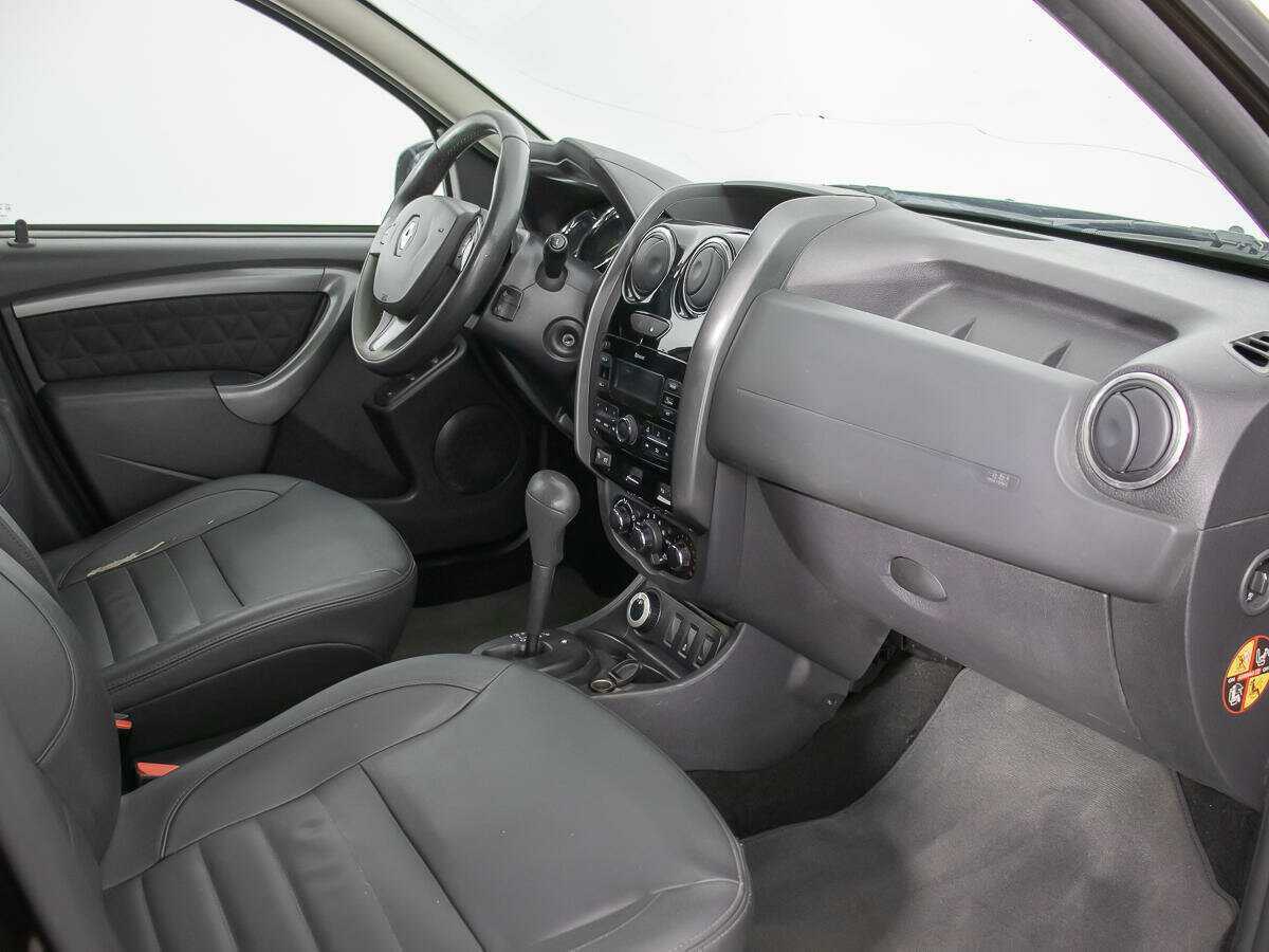 Renault Duster с пробегом — 2017 год. Фото: #8