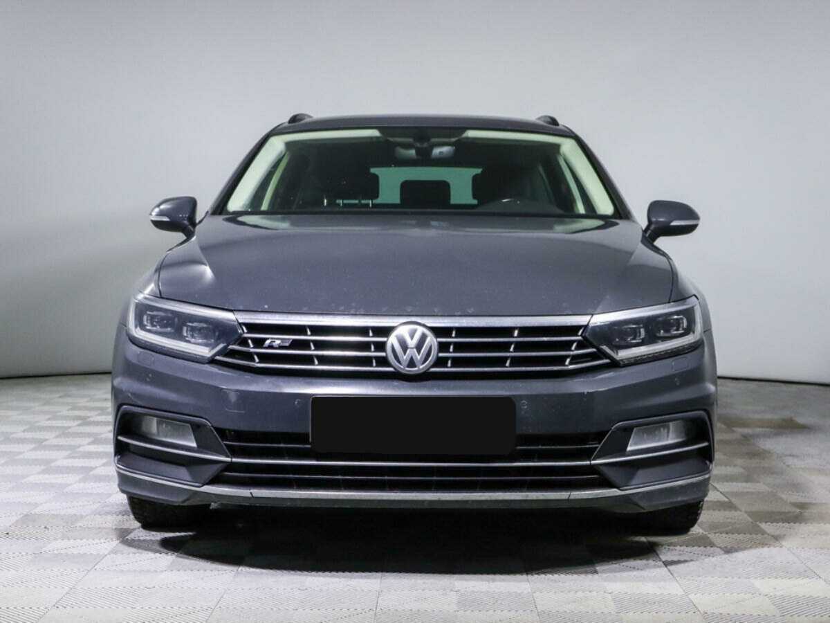 Volkswagen Passat с пробегом — 2017 год. Фото: #1