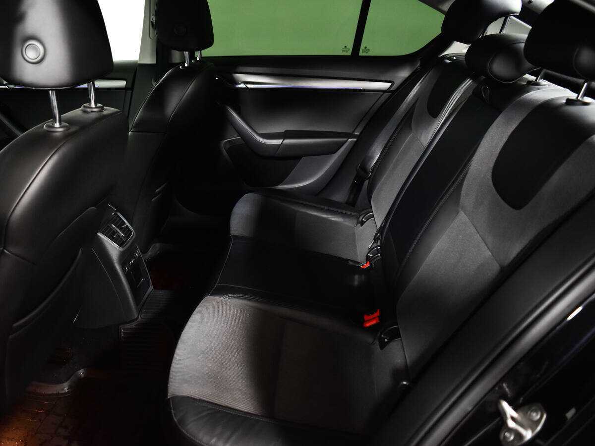 Skoda Octavia с пробегом — 2019 год. Фото: #8