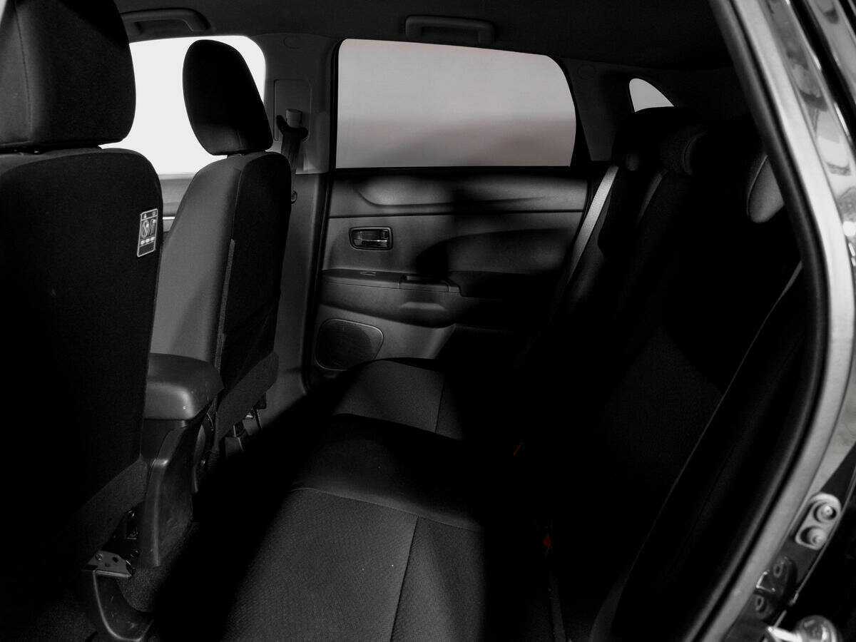 Mitsubishi ASX с пробегом — 2012 год. Фото: #8