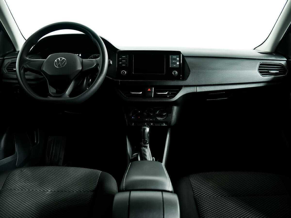 Volkswagen Polo с пробегом — 2020 год. Фото: #10