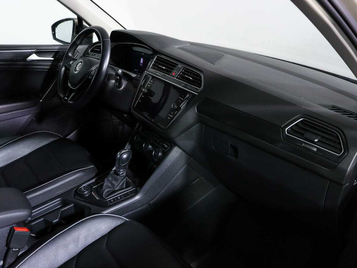 Volkswagen Tiguan с пробегом — 2018 год. Фото: #6
