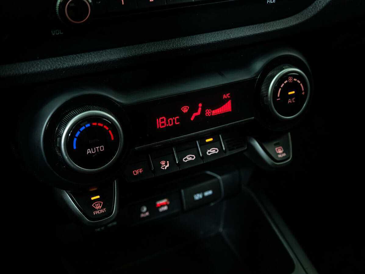 Kia Rio с пробегом — 2017 год. Фото: #14