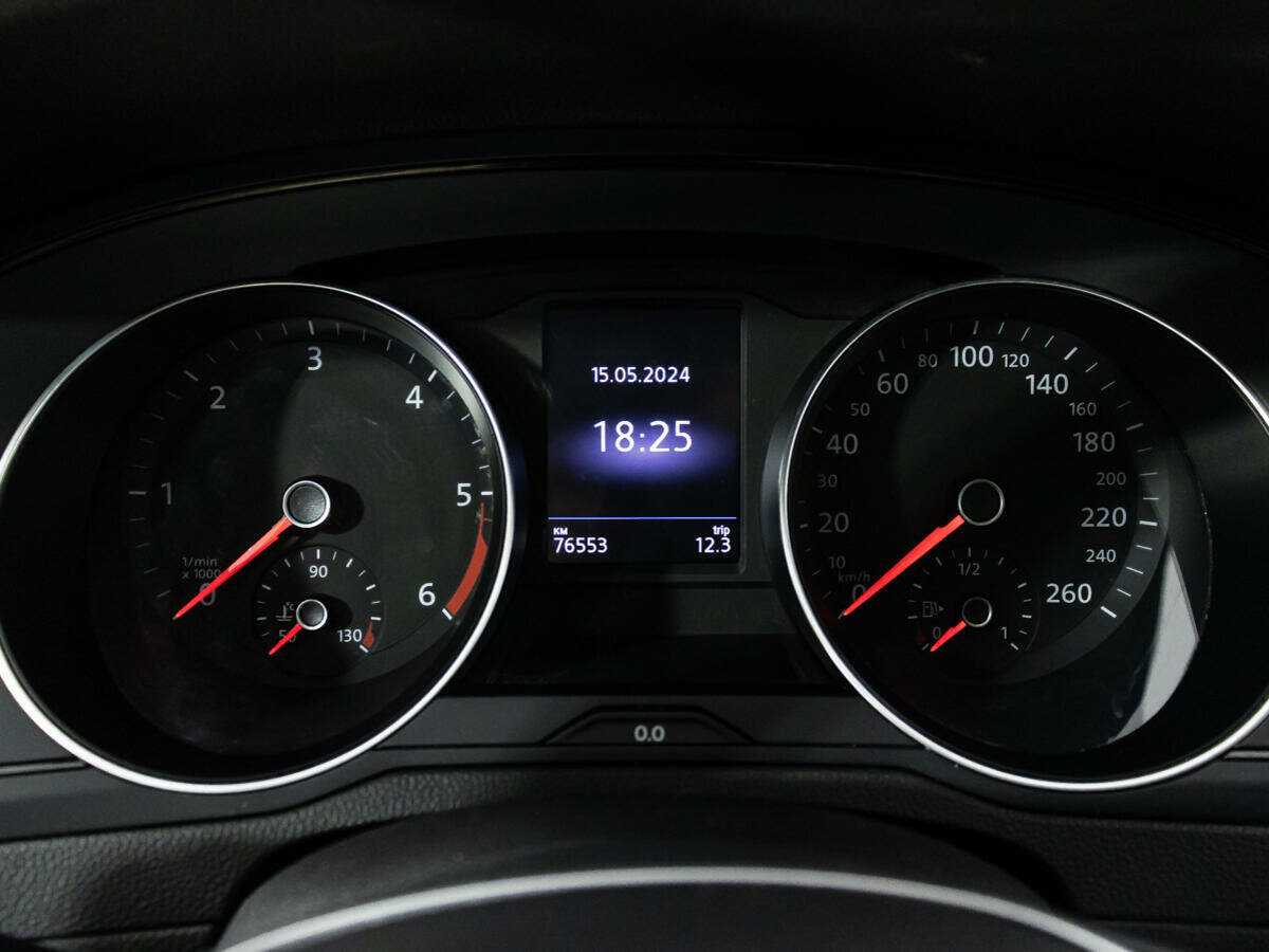 Volkswagen Passat с пробегом — 2017 год. Фото: #11