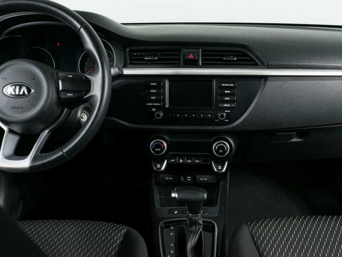 Kia Rio с пробегом — 2020 год. Фото: #7