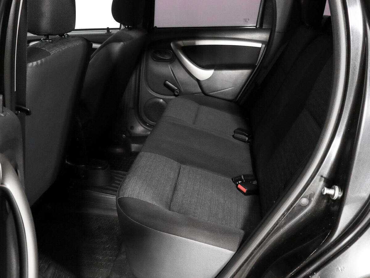 Renault Duster с пробегом — 2014 год. Фото: #8