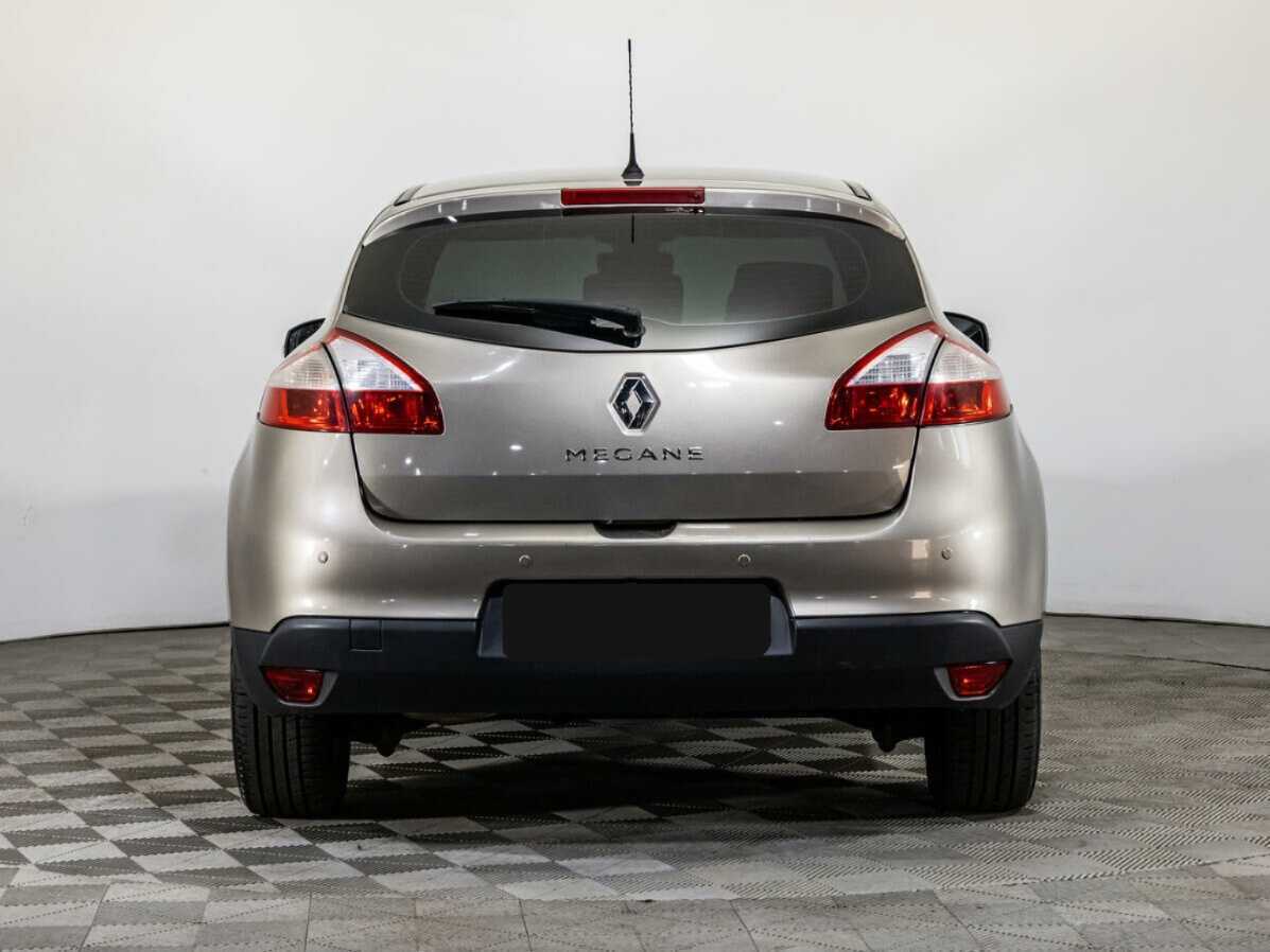 Renault Megane с пробегом — 2012 год. Фото: #5