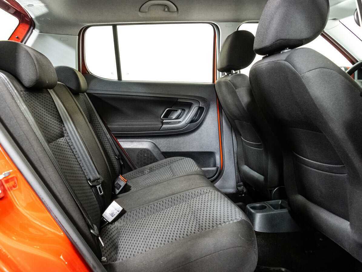 Skoda Fabia с пробегом — 2012 год. Фото: #10