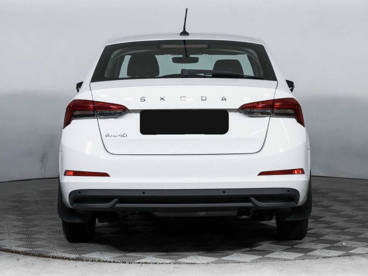 Skoda Rapid с пробегом — 2020 год. Фото: #5