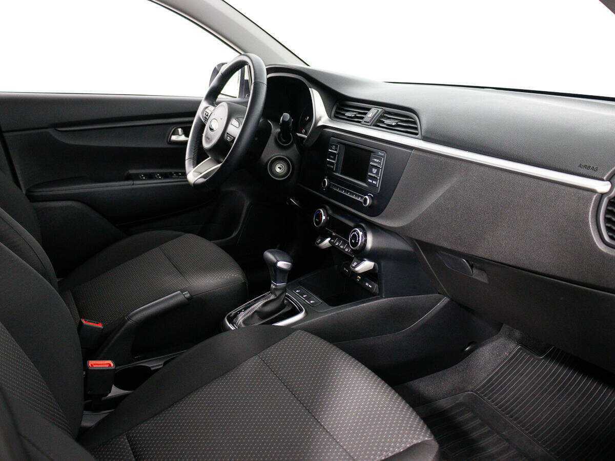 Kia Rio с пробегом — 2021 год. Фото: #8