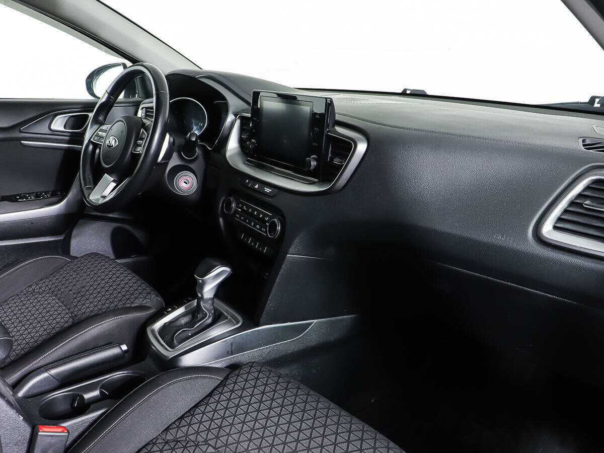 Kia Ceed с пробегом — 2021 год. Фото: #8