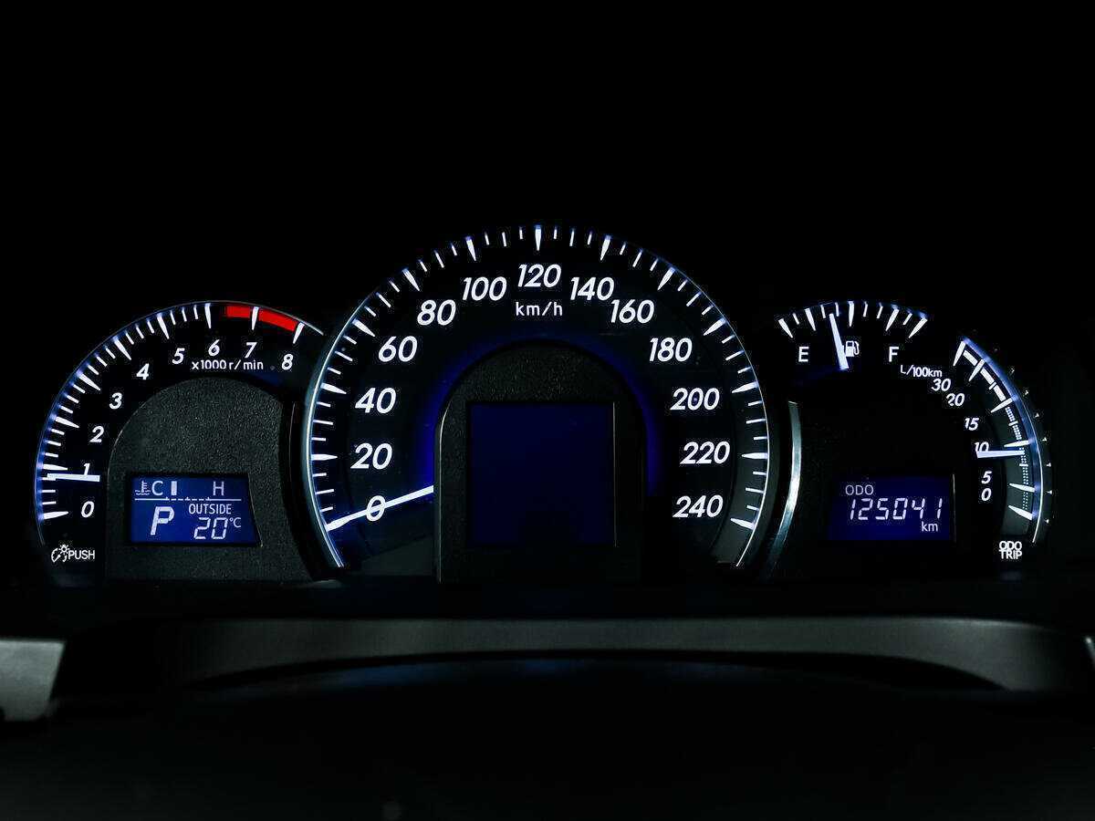 Toyota Camry с пробегом — 2013 год. Фото: #9