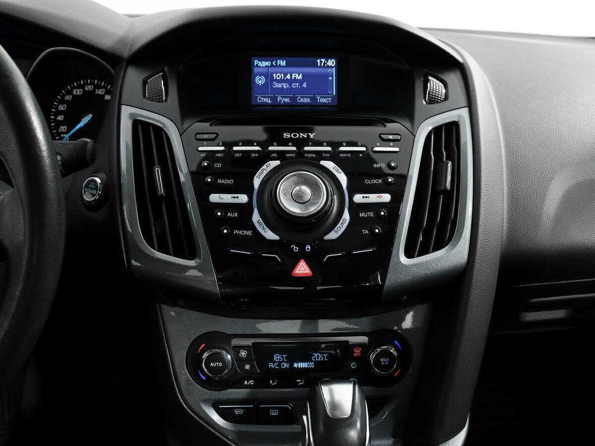 Ford Focus с пробегом — 2013 год. Фото: #13